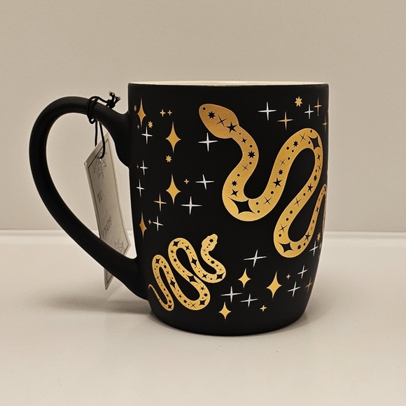 LAST CHANCE! Metallic Gold Snake & Stars Soft Touch Mug - Picture 3 of 6
